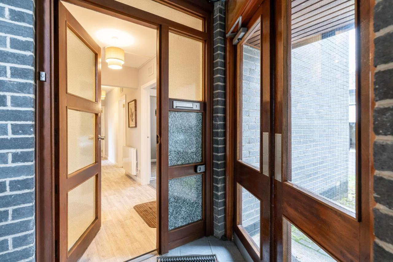 Ground-Fl Two Bedroom Apartment In Bridge Of Allan Exterior foto