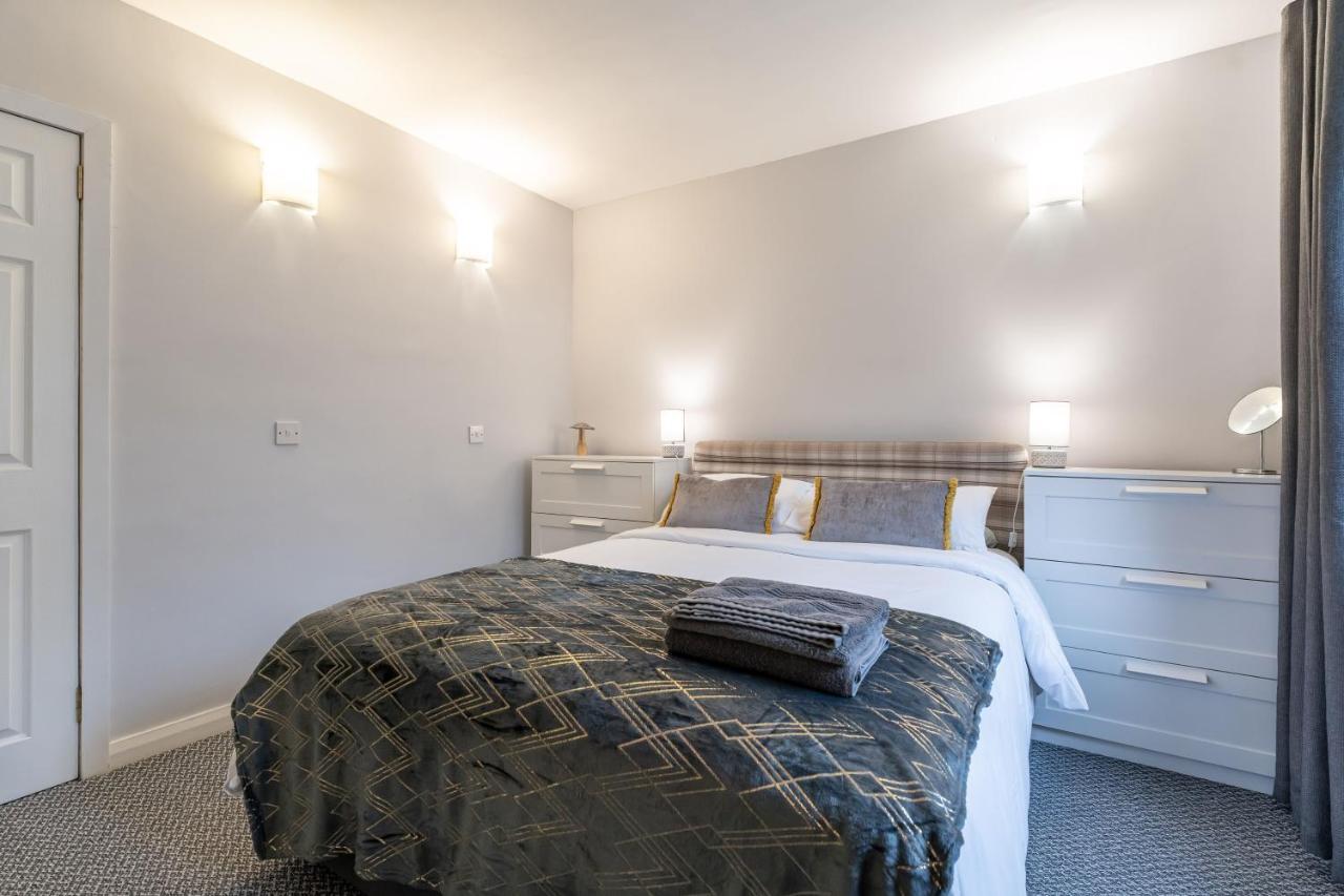 Ground-Fl Two Bedroom Apartment In Bridge Of Allan Exterior foto